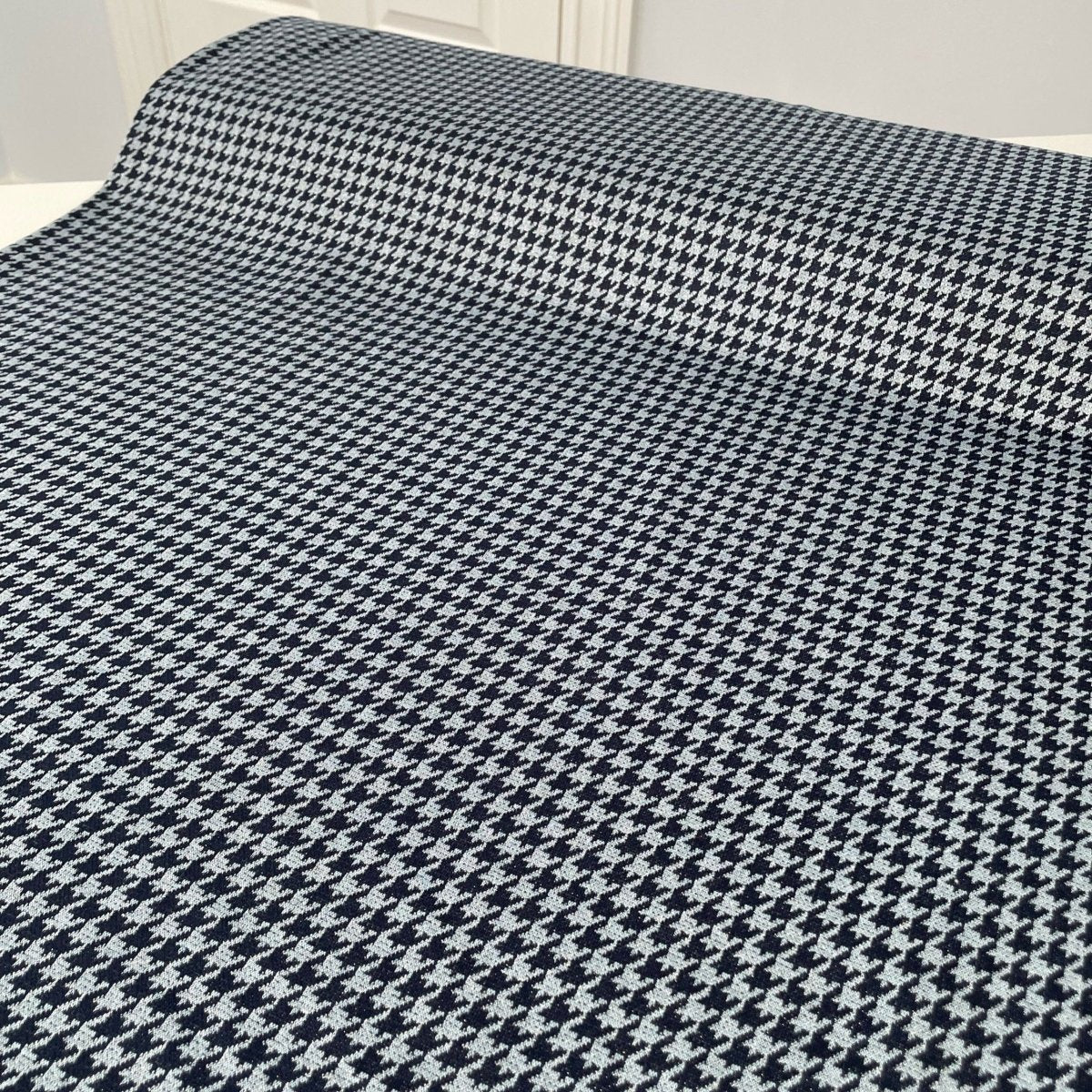 Cerruti Houndstooth - shades of blue & metal