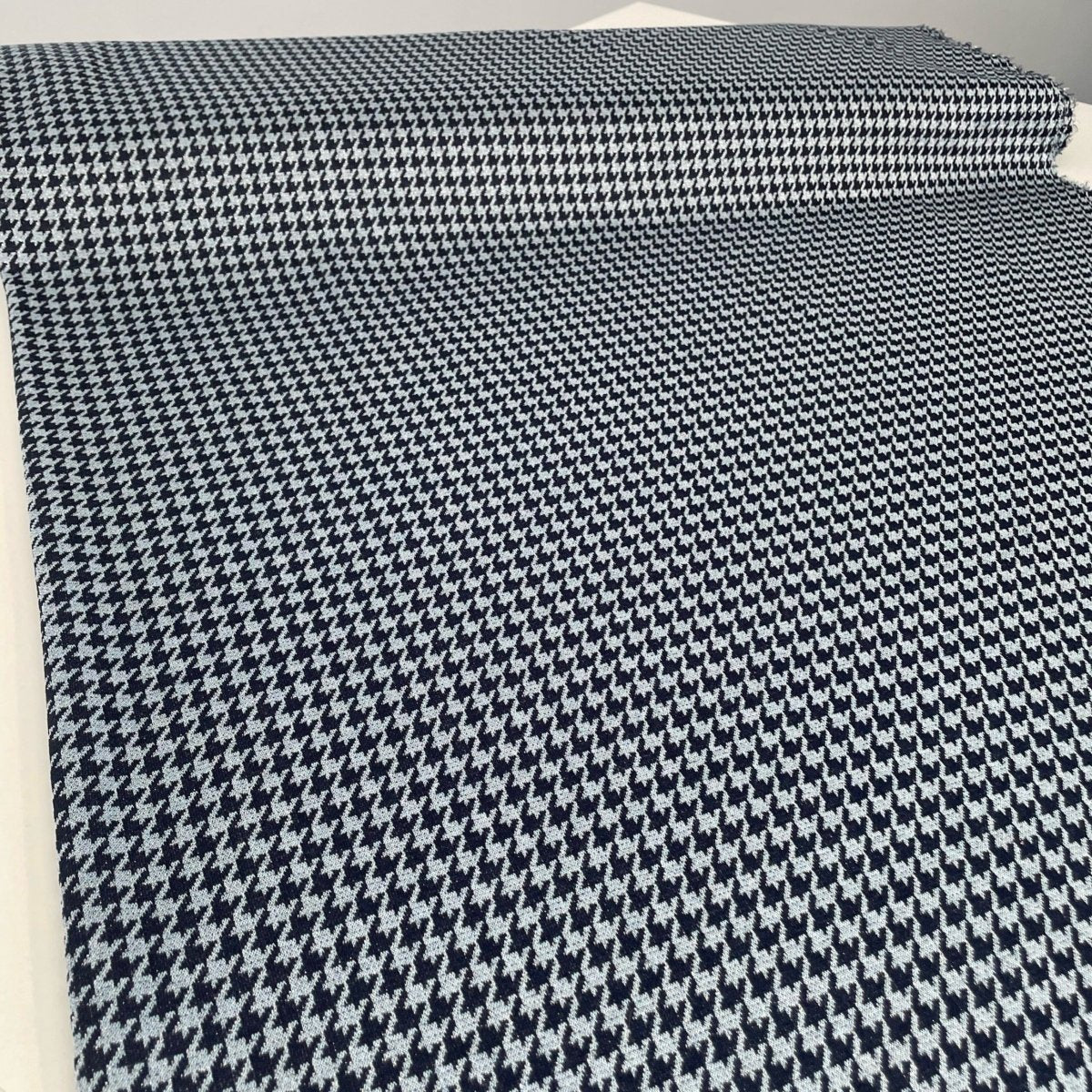 Cerruti Houndstooth - shades of blue & metal