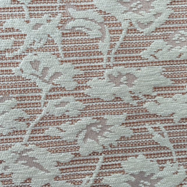 Jacquard flowers pink & white