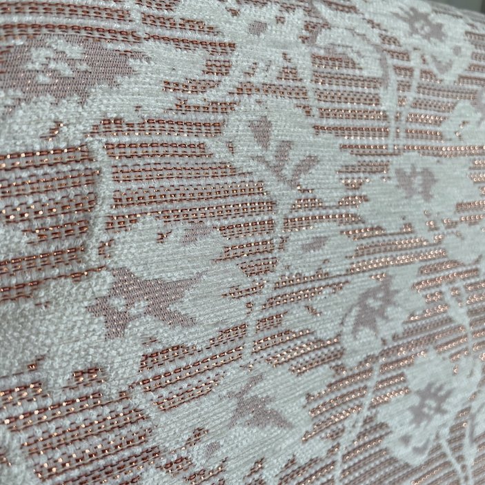 Jacquard flowers pink & white