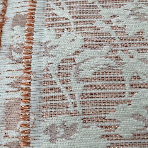 Jacquard flowers pink & white