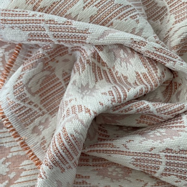 Jacquard flowers pink & white