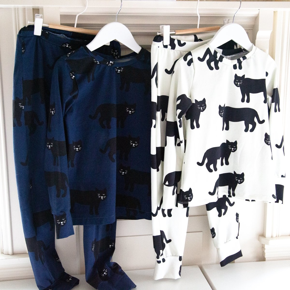 Panter Dark Blue - økologisk jersey Joseli Design