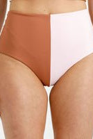 Symønster badedrakt og bikini - Kaia Swimsuit - Papercut Patterns