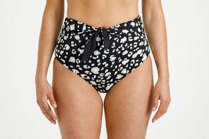 Symønster badedrakt og bikini - Marnie Swimsuit - Papercut Patterns