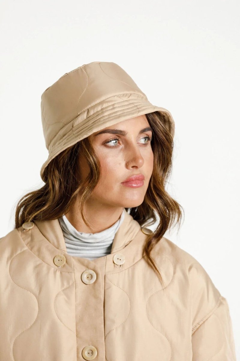 Symønster - Emmi Jacket - 3 jakker - Papercut Patterns