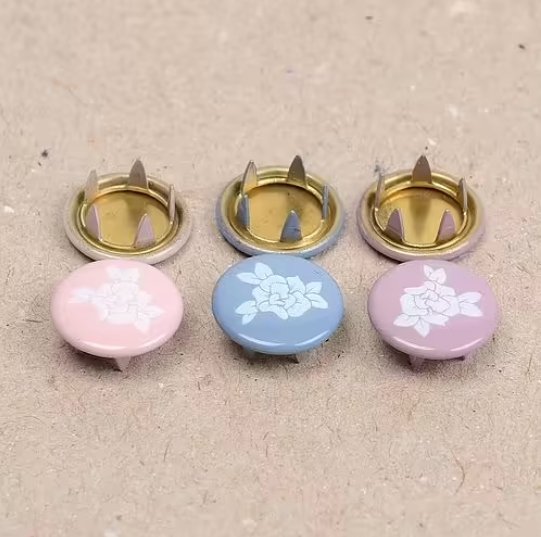 Trykknapper - HILDA STEEL BLUE - Tygdrømmar